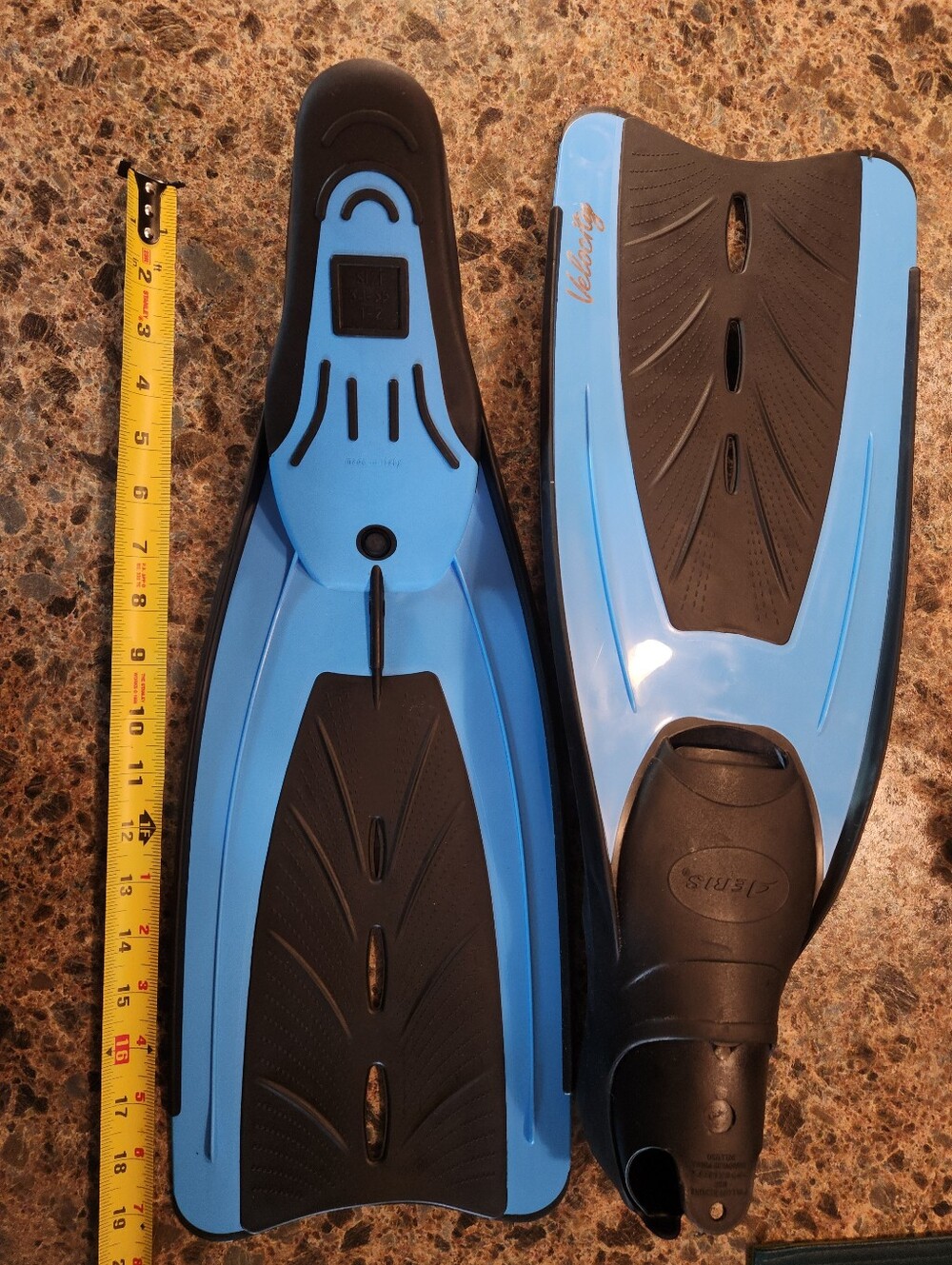 NEW Aeris snorkel or swim fins unisex XS